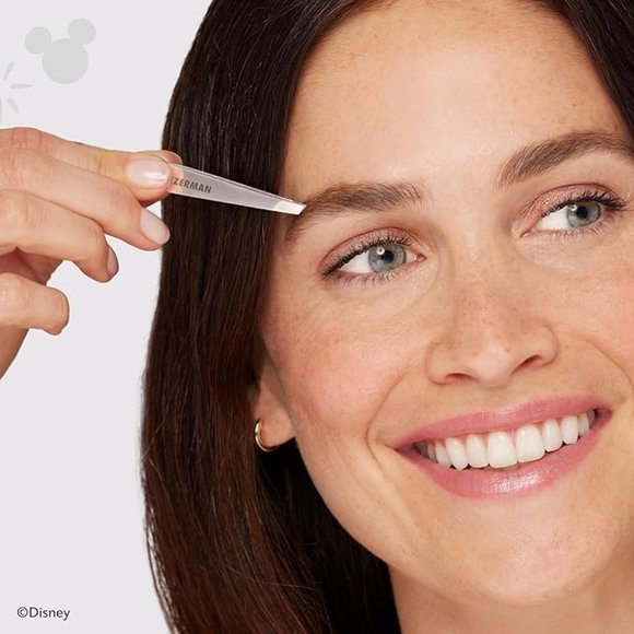 Tweezerman Disney's Mickey Mouse & Minnie Mouse Tweezer Set - Picture 4 of 4